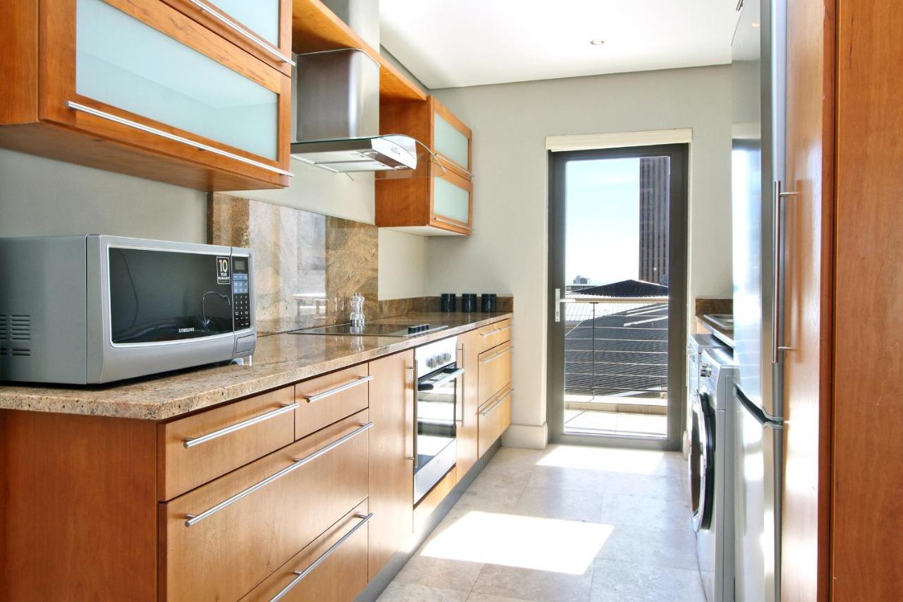 Family With Superb Table Mountain Views, By Itc Hospitality Apartment